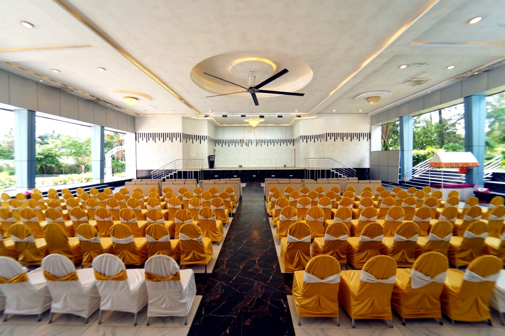 Courtyard open banquet hall at The Ashhok Hassan